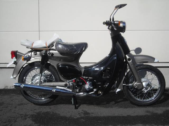Honda リトルカブ 183,600円・セル付 202,000円