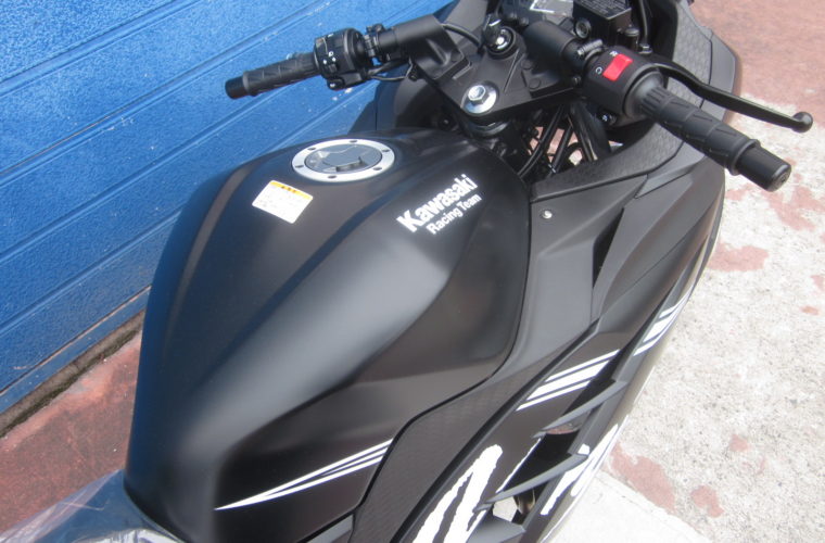 カワサキ・Ninja250 ABS KRT Winter Test Edition入荷いたしました！6