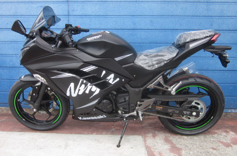 カワサキ・Ninja250 ABS KRT Winter Test Edition入荷いたしました！3