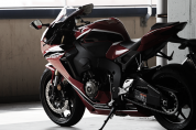 HONDA（ホンダ）からCBR1000RRの2017年モデル発売開始！3