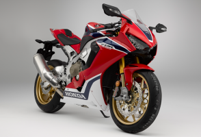 HONDA（ホンダ）CBR1000RR SP 2017年モデル新発売！！