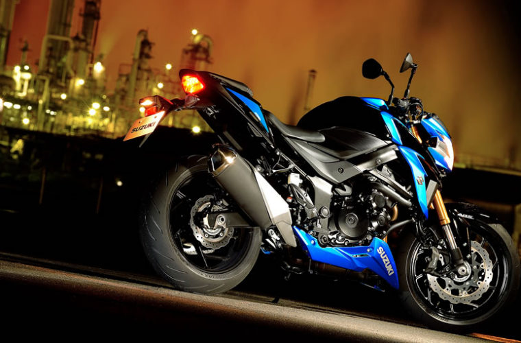 SUZUKI＜スズキ＞ GSX-S750 ABS 好評発売中！4