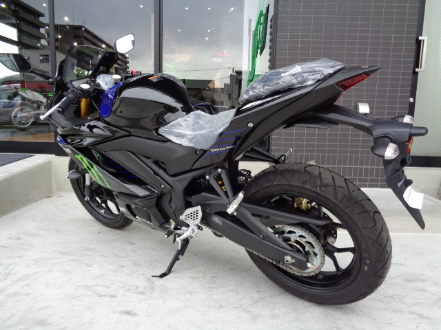 【YAMAHA】YZF-R25　限定車入荷情報【ヤマハ】6