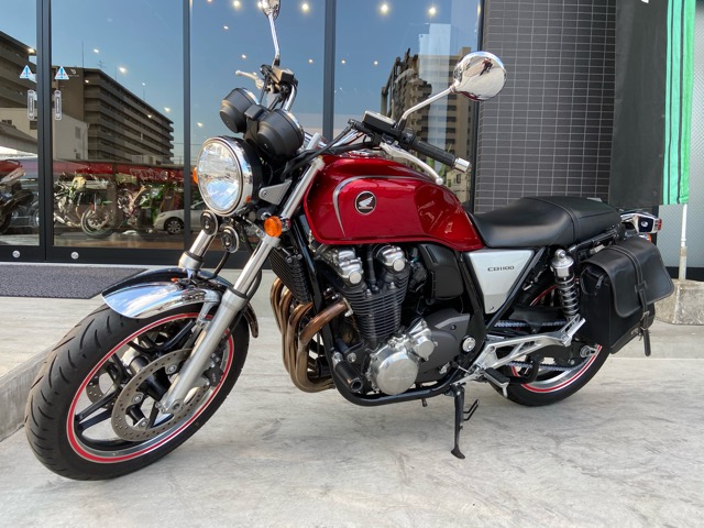 【中古車】ホンダ　CB1100のカスタムお買い得中古車が入荷しました！5