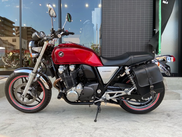 【中古車】ホンダ　CB1100のカスタムお買い得中古車が入荷しました！4