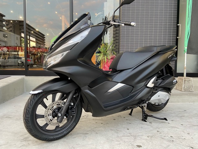 【カスタム新車】PCX125・ヨシムラマフラー装着新車販売中！6