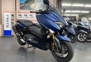 【ヤマハ】TMAX530DX オプション装着中古車をご紹介！