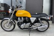 ホンダCB1100EX・2018年モデルの極上中古車が入荷しました♪3