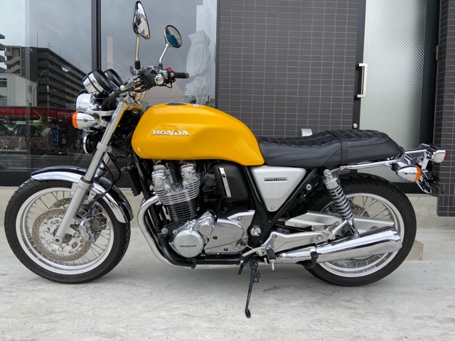 ホンダCB1100EX・2018年モデルの極上中古車が入荷しました♪3