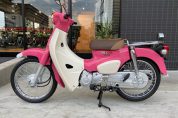 ホンダ スーパーカブ110 『天気の子』Ver.サマーピンクが入荷致しました♪4