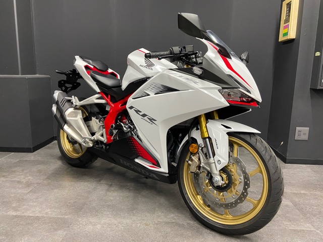 HONDA CBR250RR【41PS 現行モデル】の上質中古車が入荷致しました！