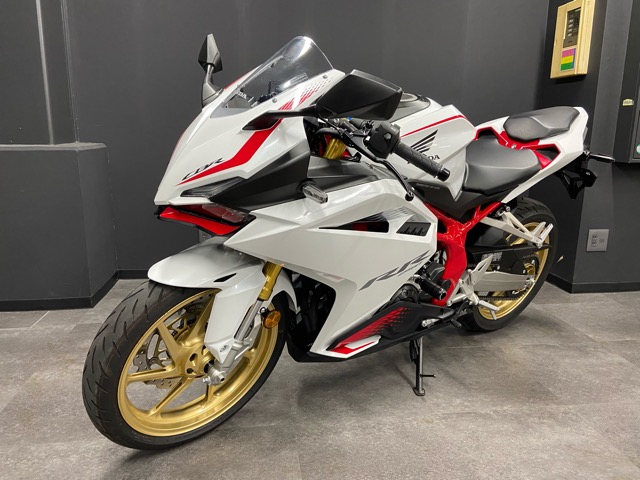 HONDA CBR250RR【41PS 現行モデル】の上質中古車が入荷致しました！5