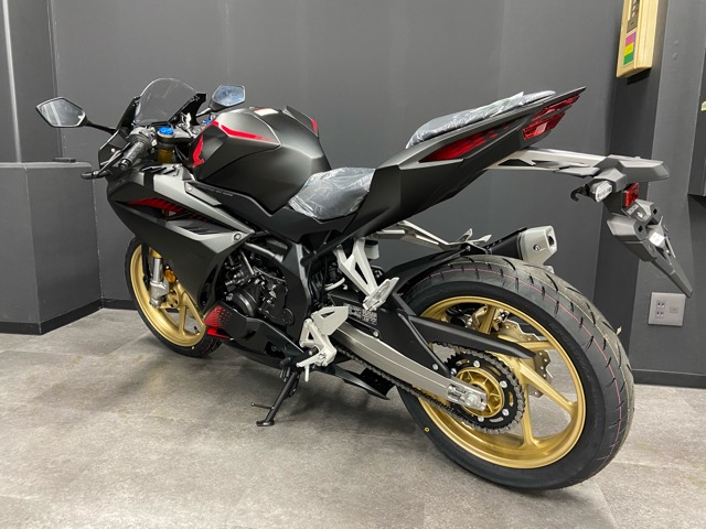 HONDA・CBR250RR マットブラック、１台即納可能です♪6