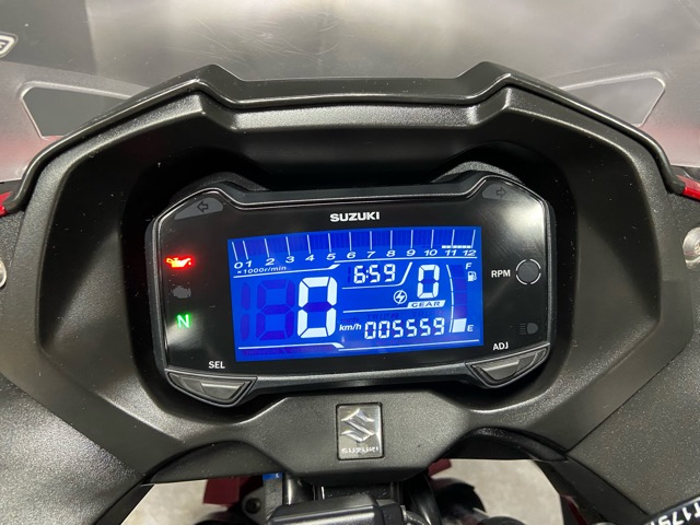 スズキ・GSX250Rの中古車が入荷致しました♪7