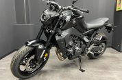 YAMAHA MT-09 2021年モデルのマットダークグレーメタリックが入荷しました♪5