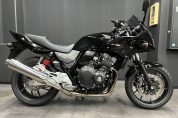 CB400SFスーパーボルドールの中古車が入荷しました♪2