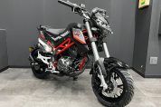 Benelli 【ベネリ】TNT125が入荷しました♪4