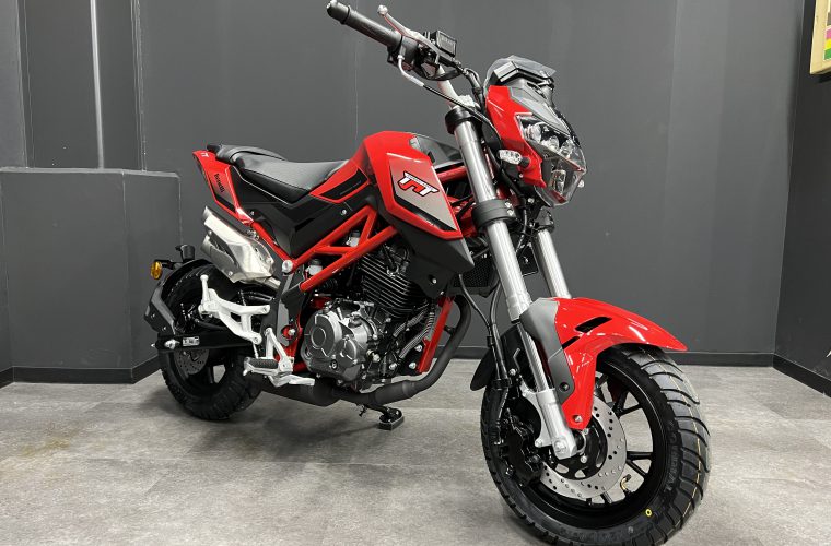 Benelli 【ベネリ】TNT125が入荷しました♪6