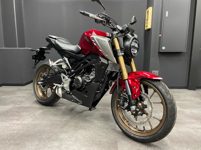 CB125Rの即納可能新車が１台入荷致しました！