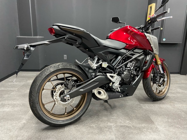 CB125Rの即納可能新車が１台入荷致しました！3