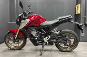 CB125Rの即納可能新車が１台入荷致しました！4