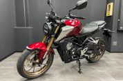 CB125Rの即納可能新車が１台入荷致しました！5