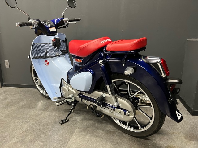 【中古車入荷情報】スーパーカブC125 パールニルタバブルーが入荷致しました♪6