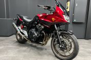 【中古車入荷情報】CB400スーパーボルドールのカスタム車！