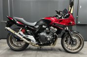 【中古車入荷情報】CB400スーパーボルドールのカスタム車！2