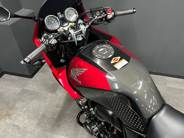 【中古車入荷情報】CB400スーパーボルドールのカスタム車！8