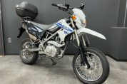 【中古車入荷情報】ミニサイズのモタード！カワサキ・Ｄトラッカー125入荷しました