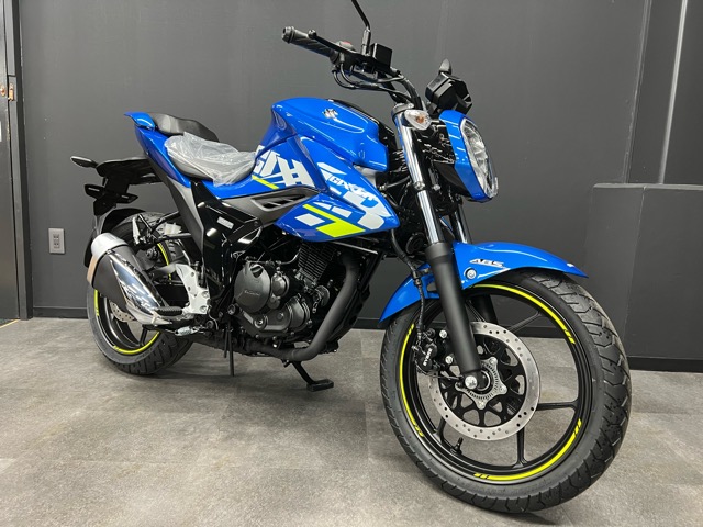 【新車入荷情報】SUZUKI・ジクサー１５０ トリトンブルーの即納可能車が入荷しました♪