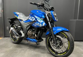 【即納可能です】スズキ・ジクサー250 トリトンブルーメタリック入荷♪