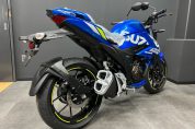 【即納可能です】スズキ・ジクサー250 トリトンブルーメタリック入荷♪3