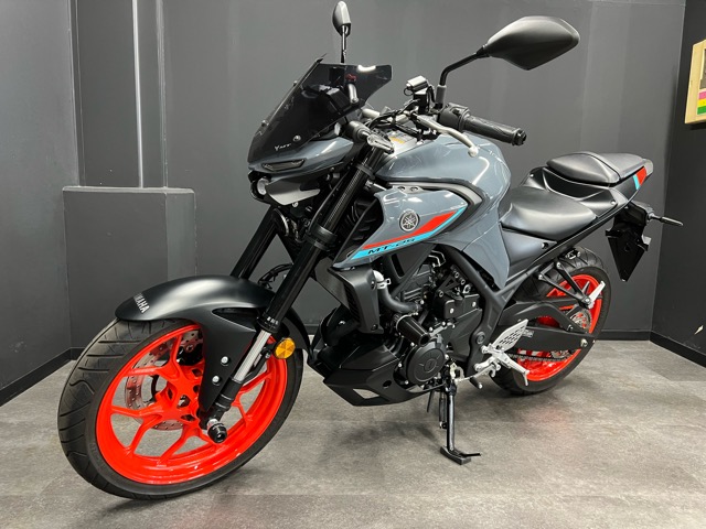 【中古車入荷情報】YAMAHA MT-25 2021年・パステルダークグレー5