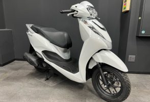 ホンダ・リード125の即納可能な新車が入荷しました♪