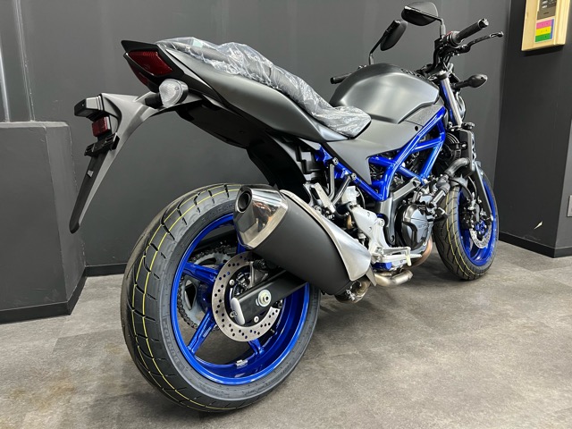 スズキ・SV650 2022年モデル マットブラックメタリック入荷！3