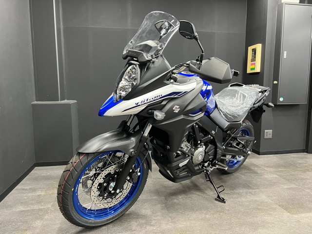 スズキ・Ｖストローム650XT パールビガーブルー入荷しました♪5