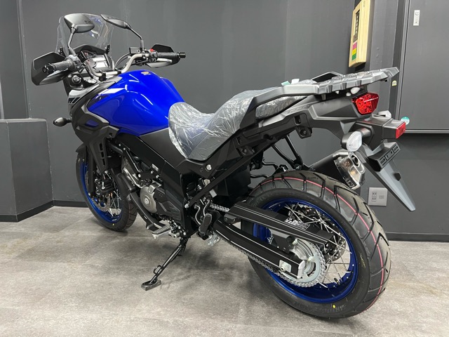 スズキ・Ｖストローム650XT パールビガーブルー入荷しました♪6