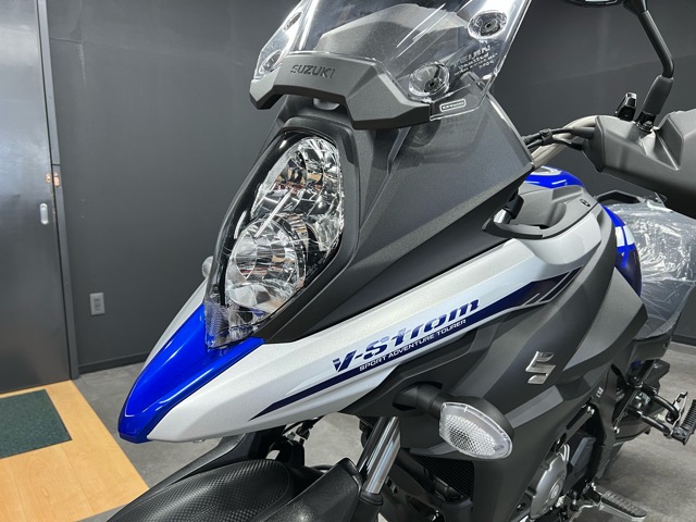 スズキ・Ｖストローム650XT パールビガーブルー入荷しました♪7