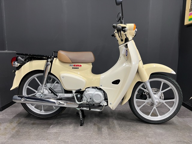 ホンダ・新型スーパーカブ１１０/２０２２年モデルのベージュが入荷しました♪2