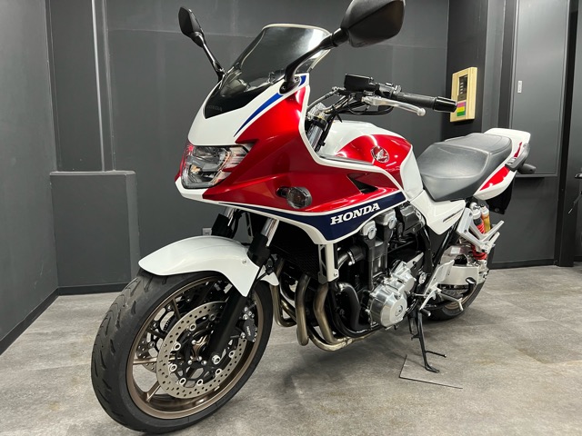 ホンダ CB1300スーパーボルドール・中古車が入荷致しました！5