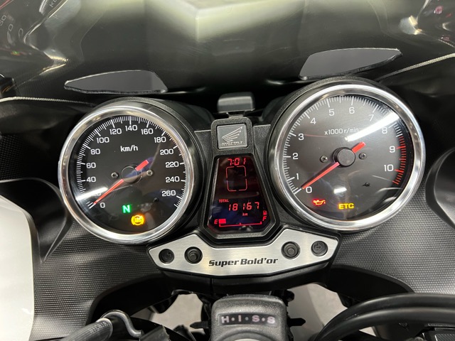 ホンダ CB1300スーパーボルドール・中古車が入荷致しました！7