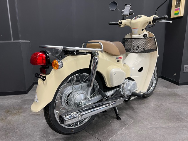 スーパーカブ110【ＪＡ４４】バージンベージュの中古車が入荷しました♪3