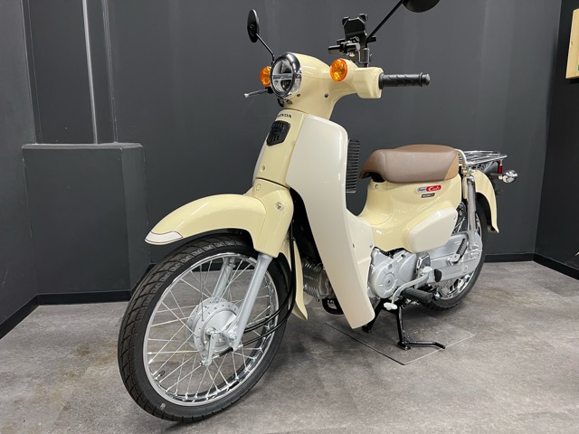 スーパーカブ110【ＪＡ４４】バージンベージュの中古車が入荷しました♪5