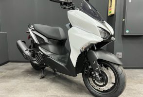 ヤマハ・２０２２年の新型スクーター X FORCE（エックスフォース）入荷致しました♪