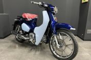 ホンダ・スーパーカブC125、パールニルタバブルーの在庫車が入荷しました！