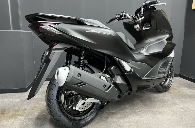 ホンダ・PCX160 ABS/2022年モデル・マットギャラクシーブラックメタリック入荷しました！3