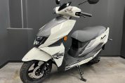 スズキ・新型スクーターアヴェニス125、入荷しました♪5