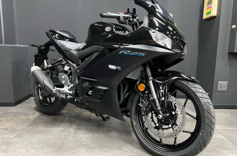 ヤマハ】YZF-R25/2022年モデルのブラックメタリックが入荷しました ...